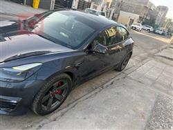 تسلا موديل 3